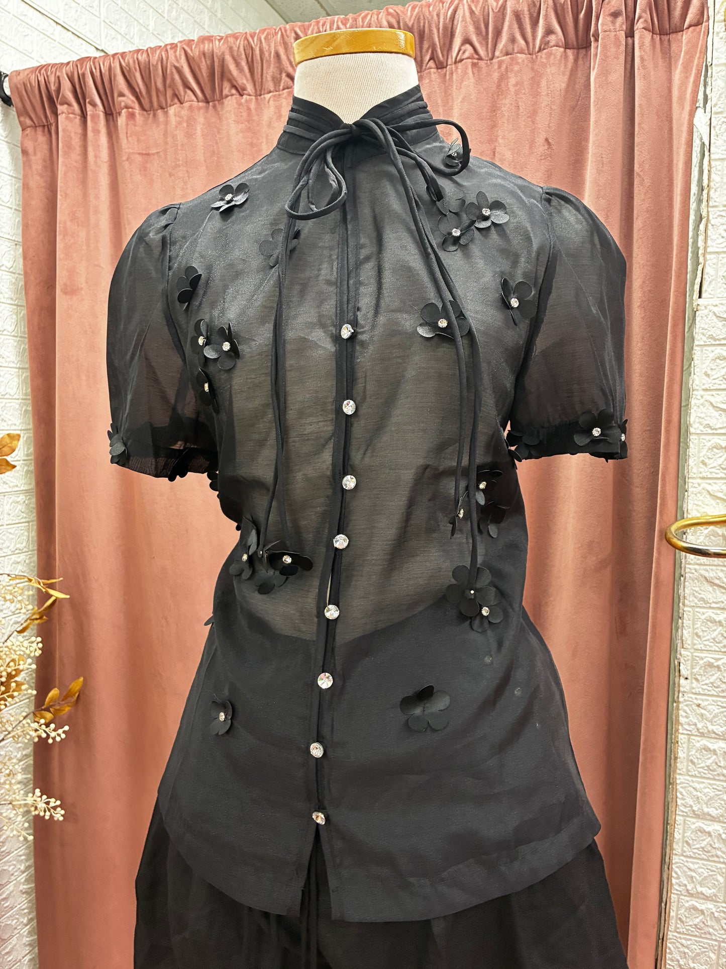 Black set