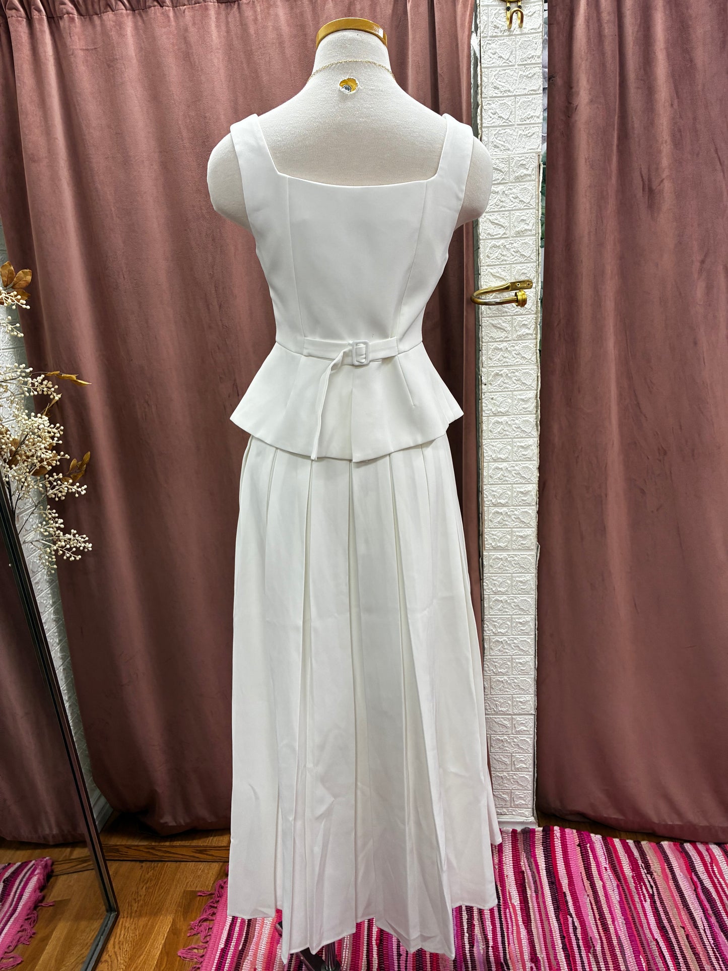 Blouse and long skirt white set