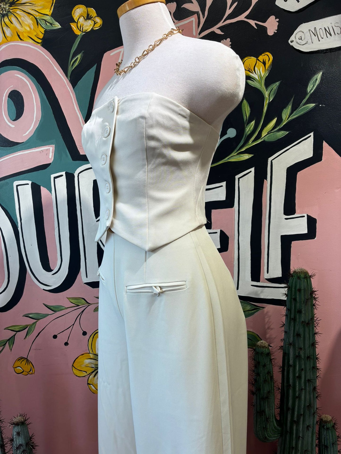 Ivory Elegance Set
