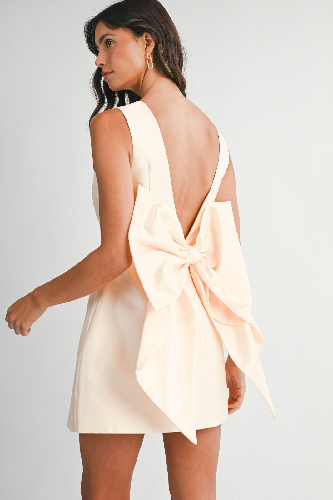 The Pearl Bow Mini