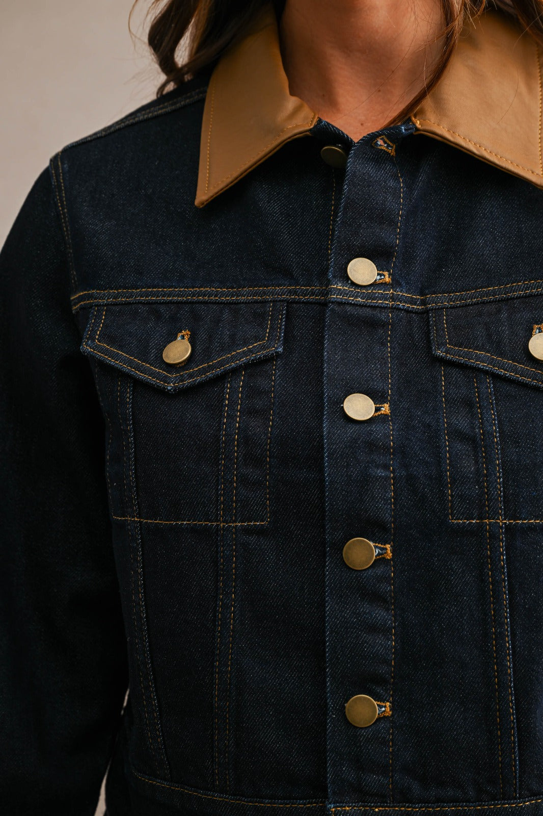 Camel Collar