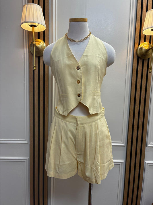 Lemon Chic Ensemble
