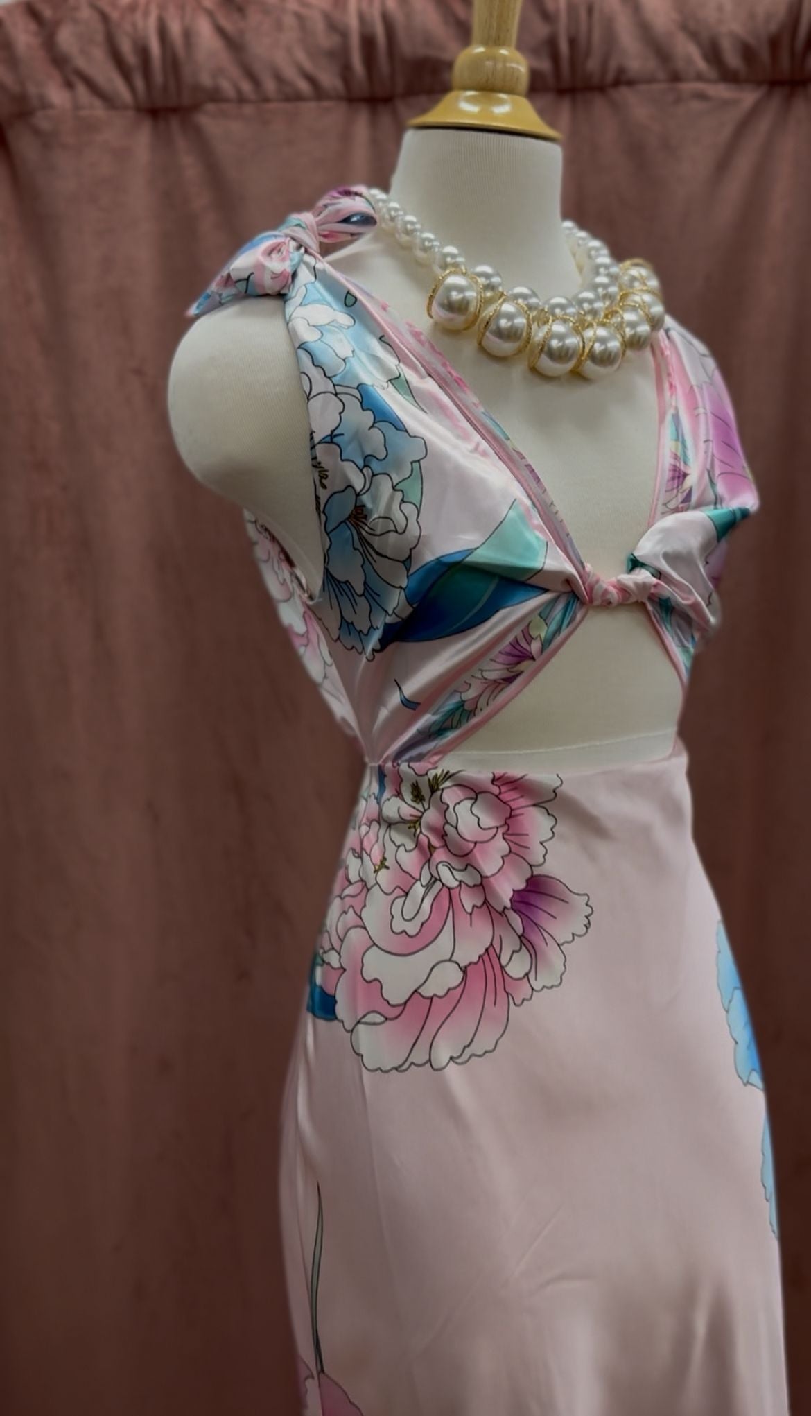 Knotted Bloom Maxi Dress
