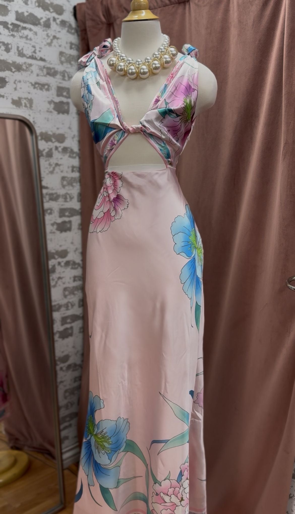 Knotted Bloom Maxi Dress