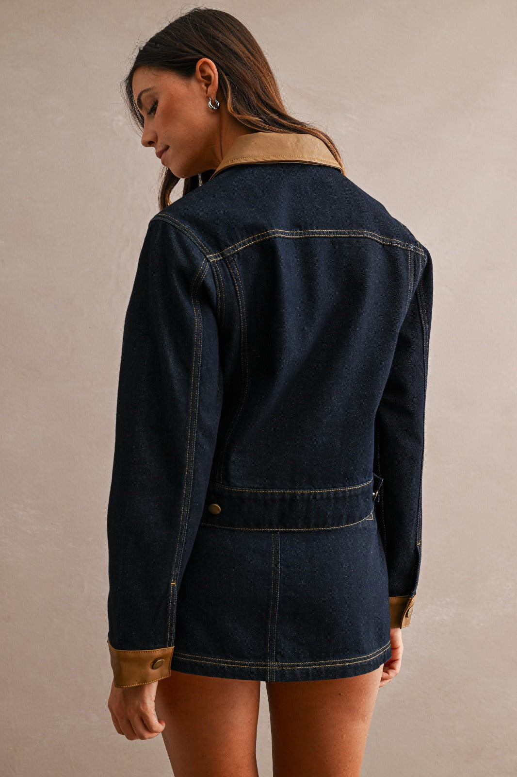Camel Collar